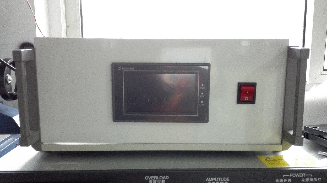 Adjustable Ultrasonic Welding Power Supplies Intelligent Controlled 1000W