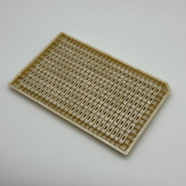High Quality PEI Natural Color Semiconductor Chip Loading Tray Matrix QTY 6*26=156 PCS Chip Tray