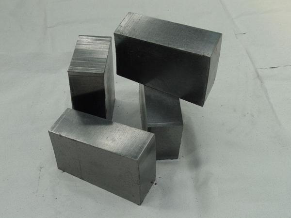 Electric Furnace Lightweight Refractory Bricks , Magnesia Carbon Bricks For