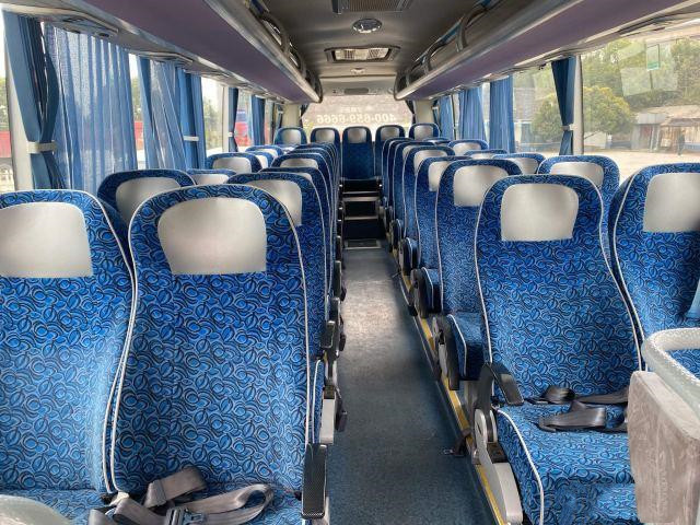 Used Bus Coach ZK6888 Yutong Bus Luxury Coach 37Seats Yuchai Bus Engine 162kw