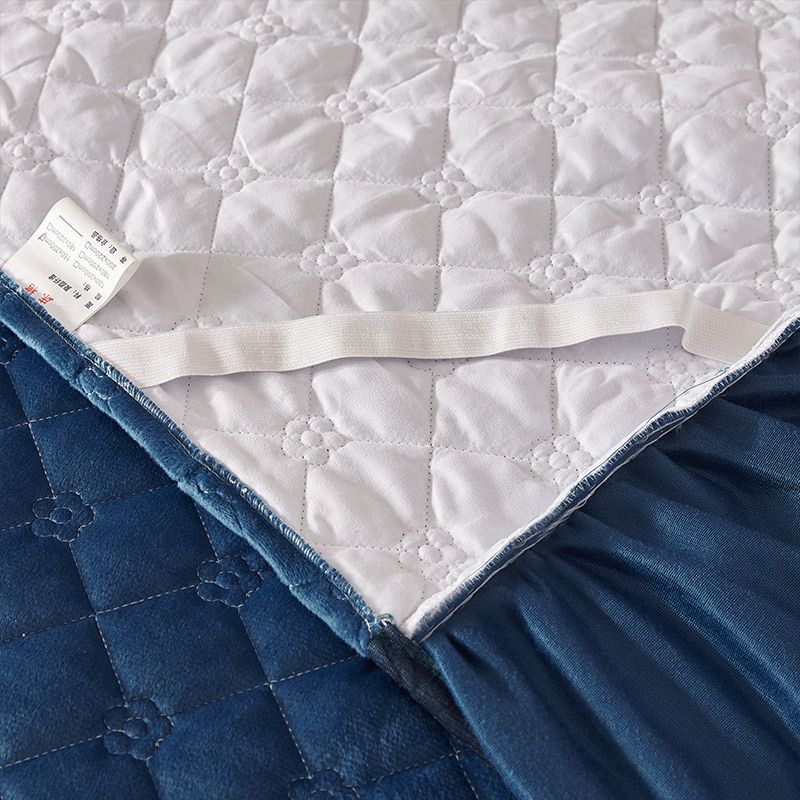 Custom Printed Bed Sheets Embroidery Lace Bed Skirt for European and American Style