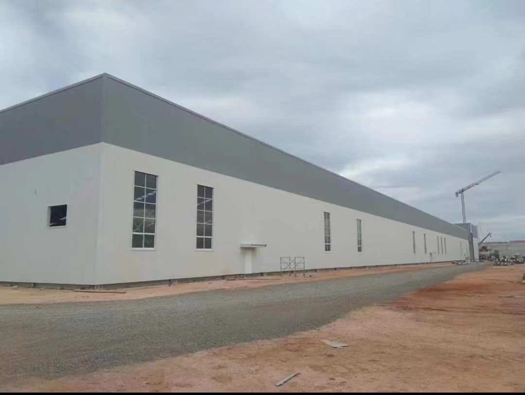 Pre-Engineered Long Span Industrial Construction Building Prefabricated Steel Structure Warehouse