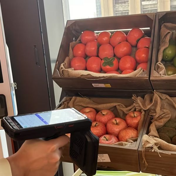 64GB ROM RFID Barcode Scanner 20M Reading Distance Handheld UHF Reader 5.5 Inch