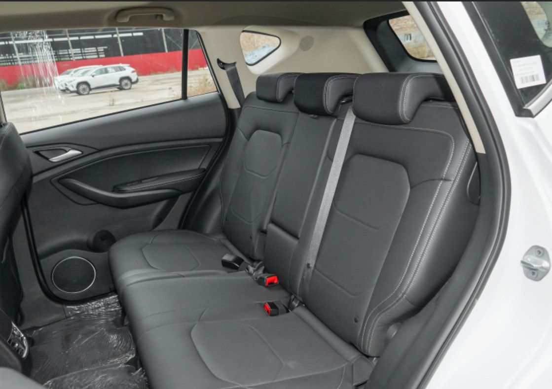 BYD Song 2021 Classic Edition 1.5T Gasoline Manual Luxury Compact 5 Door 5 Seats SUV