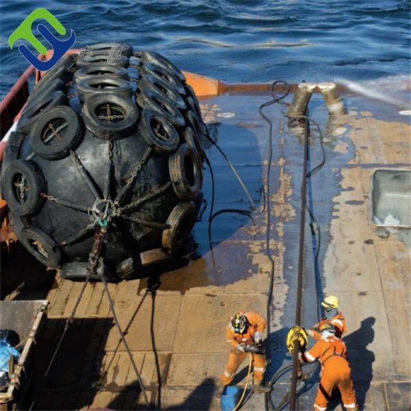 Large Size Docking Pneumatic Rubber Fender 50kpa 80kpa