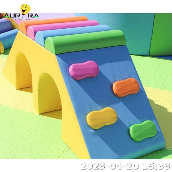 300x400cm Indoor Soft Playground Equipment , Children Rainbow Soft Play Climber