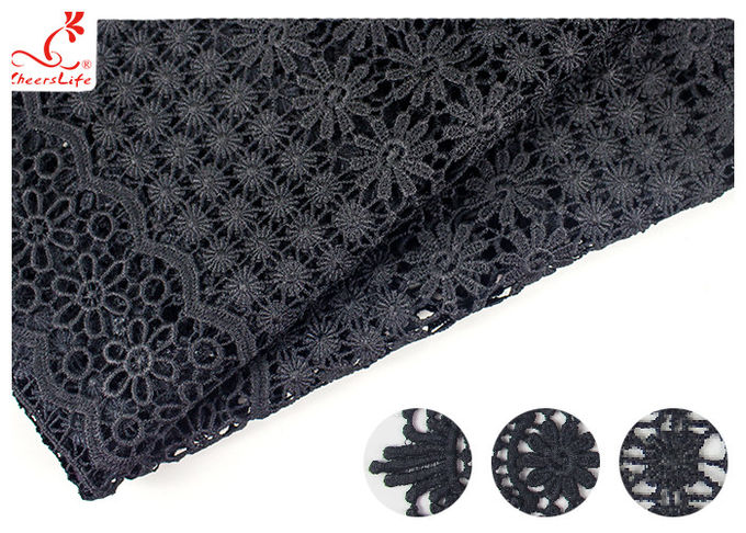 120CM Width Eco Dyeing Black Lace Fabric With Floral Pattern High Color Fastness