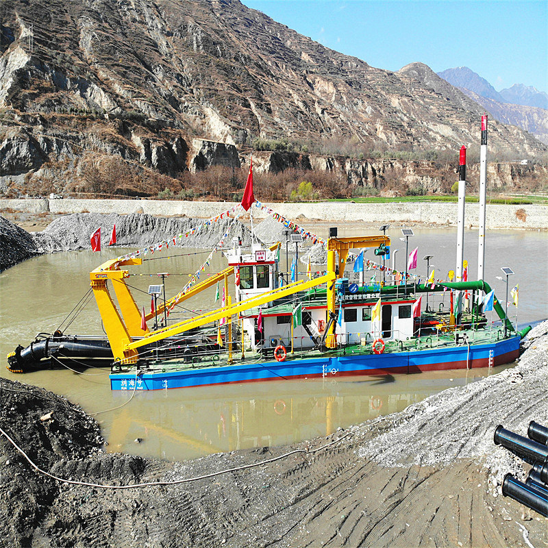 Underwater Pump Anchor Boom Cutter Suction Dredger with Booster Station