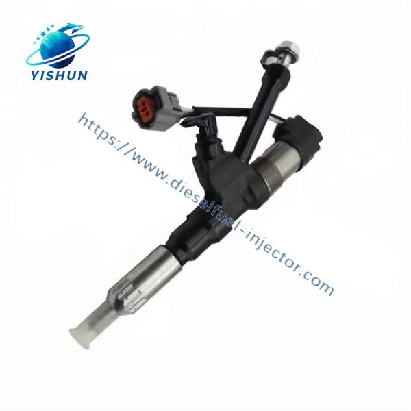 Diesel Fuel Injector 095000-7172 095000-7170 095000-7171 23670-E0370 For 700