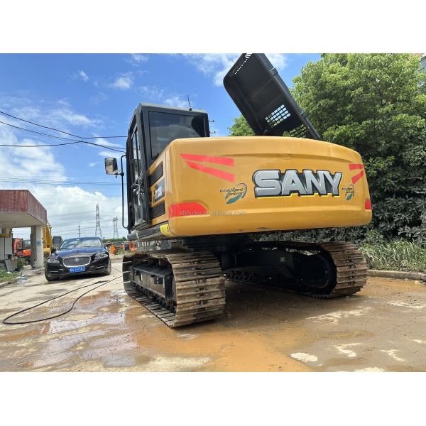 Yellow 13 Ton Chinese Used Excavator Sany 135 0.7m3 Bucket Capacity
