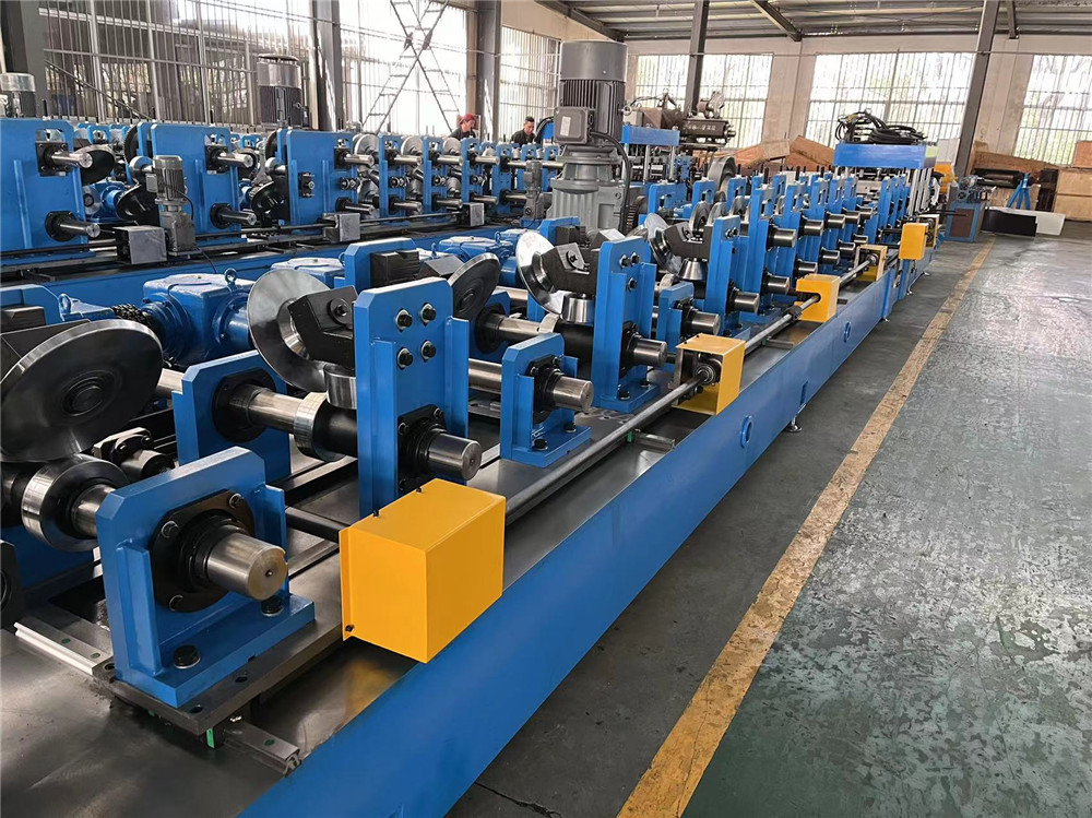 2.0mm U Purlin Roll Forming Machine Drive By Gear Box 30KW
