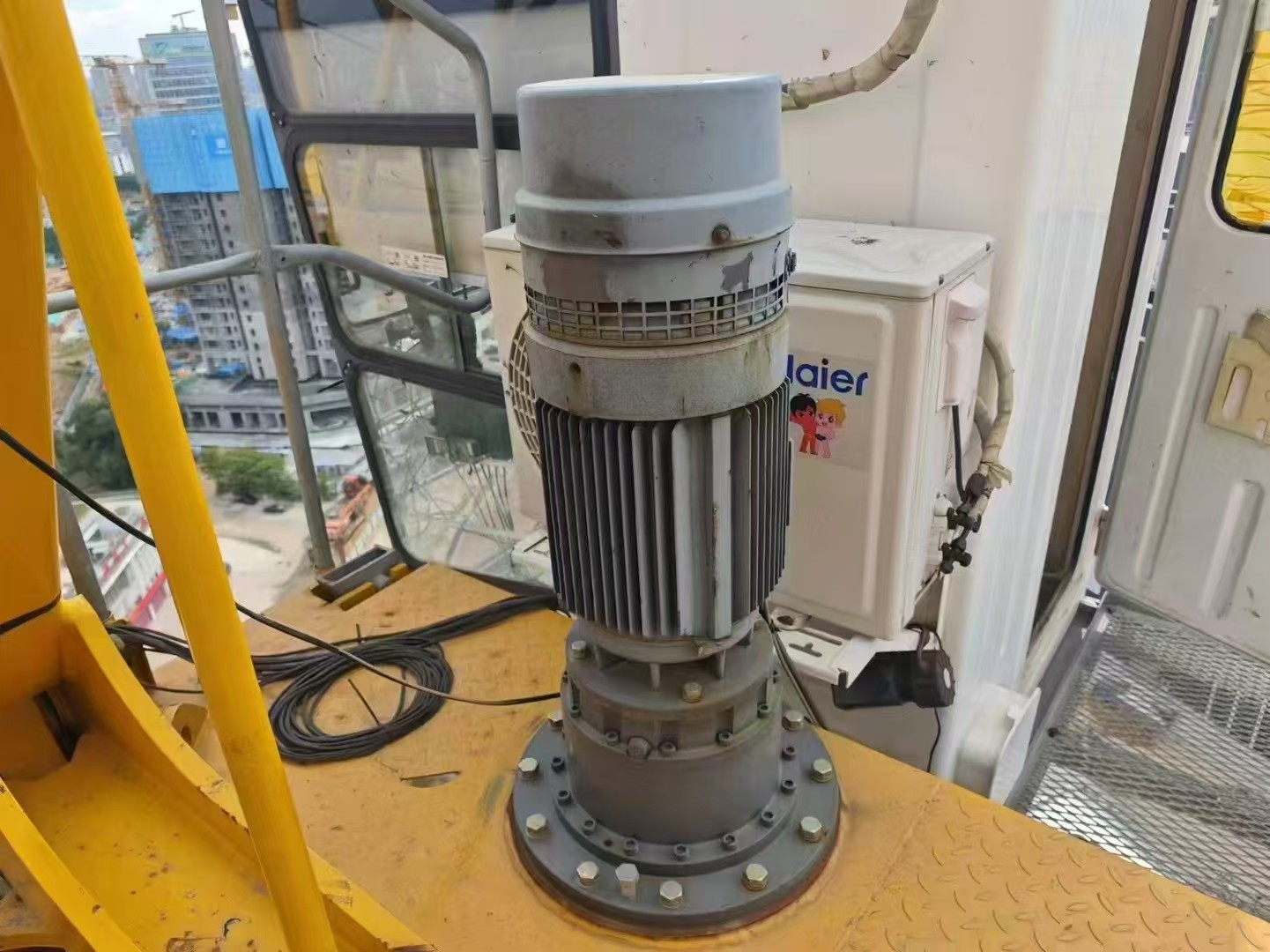 Used ZOOMLION 7020-12 Building Construction Tower Crane For Sale 70m Height