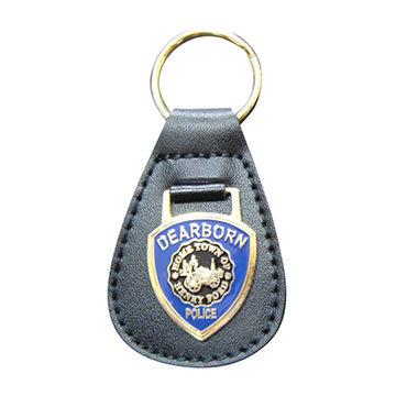 Quality Square / Triangle Leather Keychain For Car , Different Colors Engraved Metal Keychains for sale