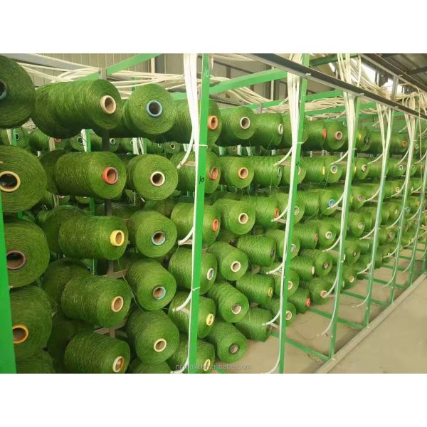 Artificial Grass Price High Quality Playground Artificial Carpet Grass Simulation Grass Mats for Balcony