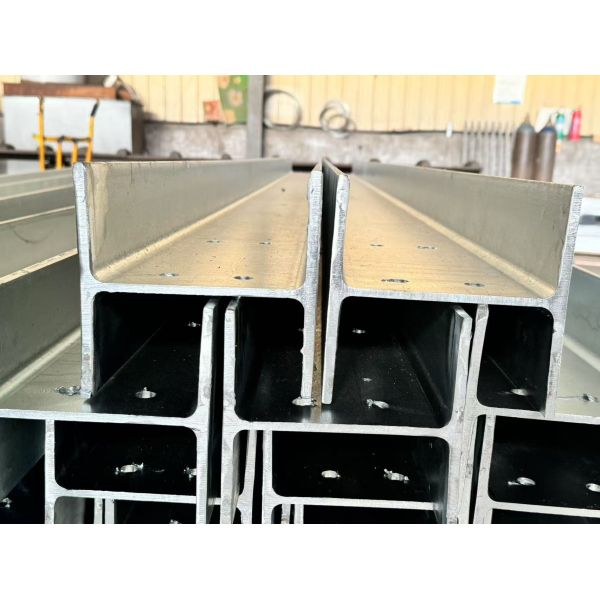 Premium Galvanized H Section Steel High Strength Corrosion Resistant Structural H Beam For Industry