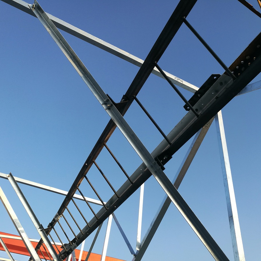 3 / 4 Legs Angle Steel Tower , Multi Circuit Silver High Tension Tower