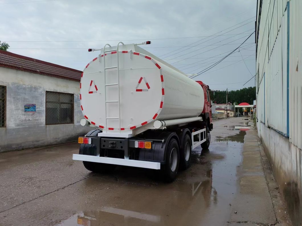 Good Product HOWO 6*4 8*4 28 Cbm 400HP Water/Oil Tank Truck Diesel Gasoline Fuel Tanker for Sale