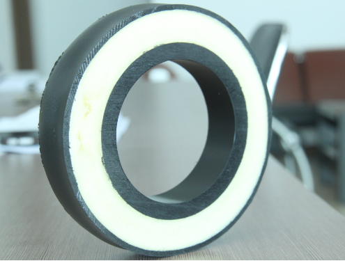 Continue Flexible PU Foaming Yellow Jacket Insulation Pipe Machine HDPE / PP Extruder
