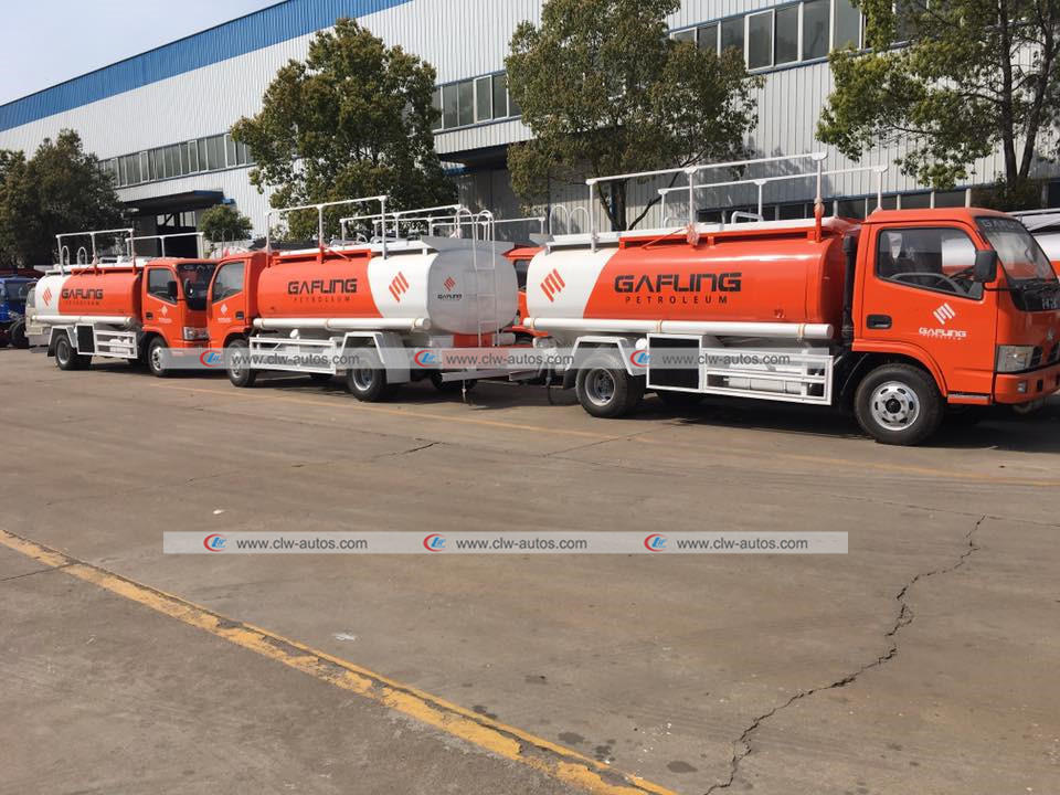 Dongfeng 5m3 5000litres Fuel Delivery Truck Refilling Tanker with Oil Dispenser