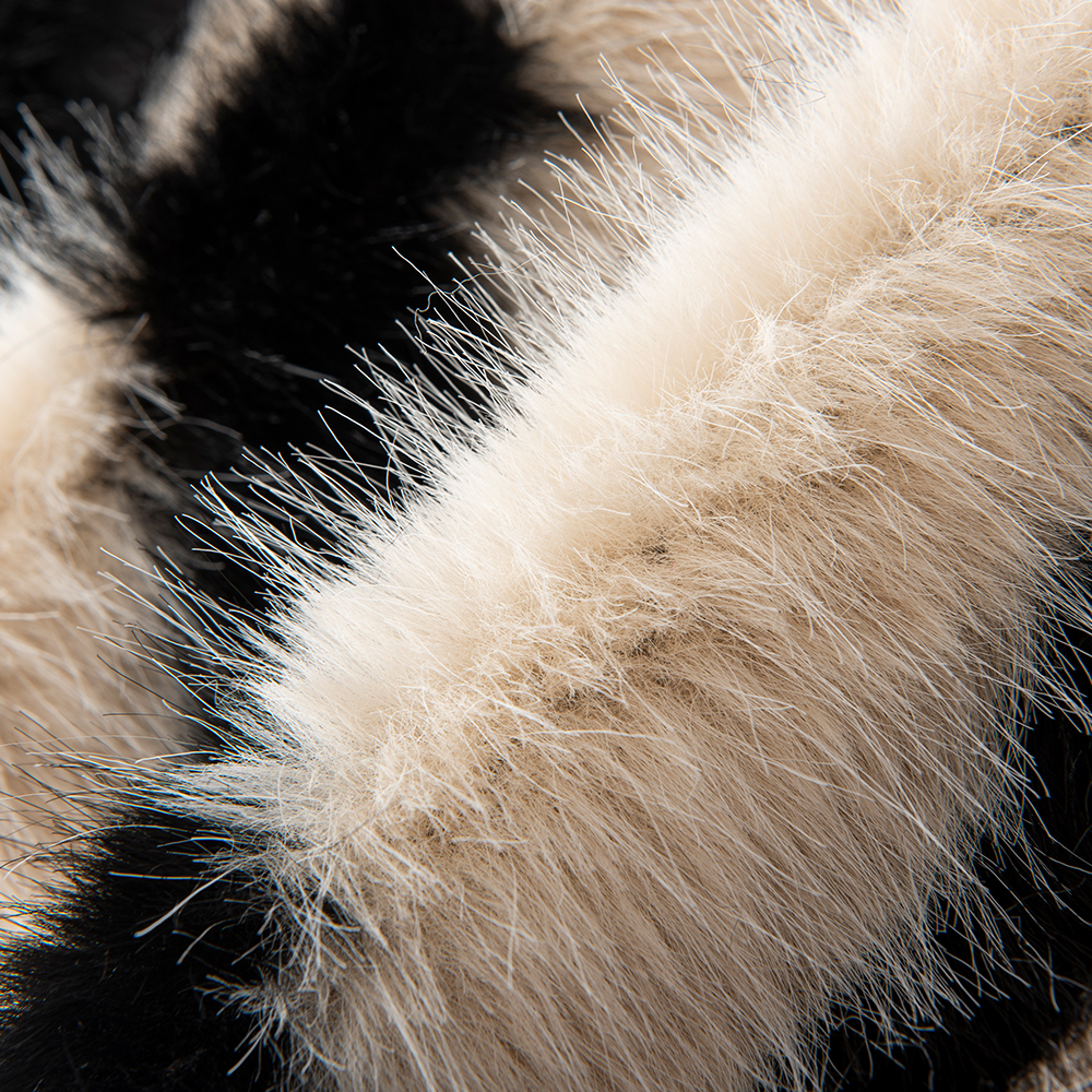 Long Pile Faux Fur Fabric for Winter Season Strip Printed Design 150D Yarn Count