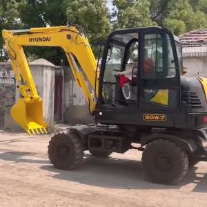 Wholesale Used Hyundai Digger R60W Secondhand 6ton Wheel digging Excavator from china suppliers