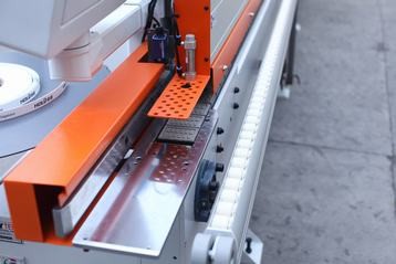 Contour Automatic Edge Banding Machines With Groove Cutting Laminate Edging Machine