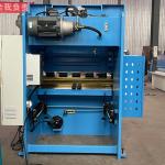 Small Press Brake 80T1600 6mm Carbon Steel 3mm Stainless Steel 5 Feet CNC