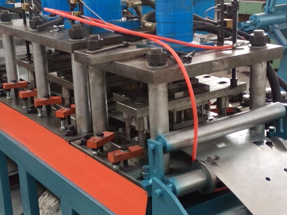 Cr12 Material Blade Fire Damper Roll Forming Equipment Panasonic Fully Automatic