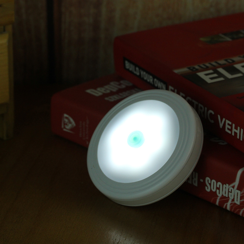 Battery Powered Operated Press Push On/Off Portable Touch Activated Stick on Touch Activated Tap Light LED Puck LiGHT Puck Light