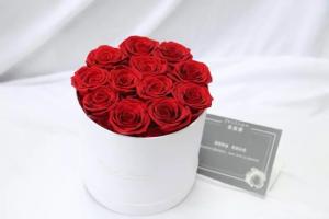 Wholesale Classic Eternity Roses Selection White Boxes Preserved Flowers Arrangement from china suppliers