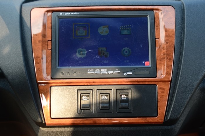 Long Range Four Passengers Small Electric Cars For Adults CE Approval