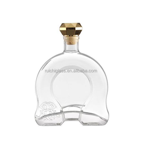 Superior Whisky Bottles with Modern Design and Enhanced Functionality
