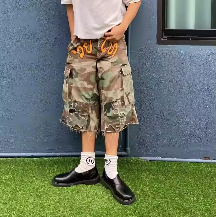 Custom Manufacturer Streetwear Cut Edge Dtg Print Baggy Oversized Ripped Distressed Camouflage Camo Cargo Shorts for Men
