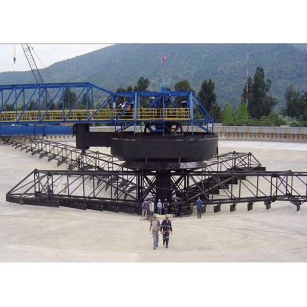 Tank Depth 5M Thickener Equipment High Efficient Slurry Settling Separation Device