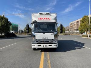 Wholesale Good Temperature Control Isuzu M100 Refrigerated Truck Light Trucks from china suppliers