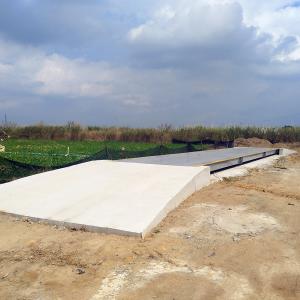 Wholesale High accuracy150% Safe Overload Steel Deck 60 Ton Weigh Truck Scale from china suppliers