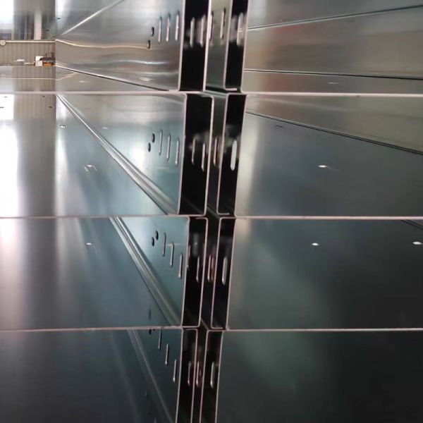 Indoor Outdoor Cable Tray 150mm 50mm Industrial Cable Tray Corrosion Resistance