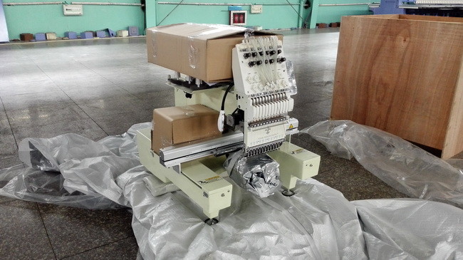 Compact One Head Cap Embroidery Machine With Dahao 285A Computer Lightweight
