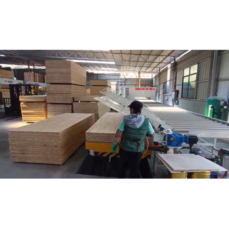 180 Degrees Flipping Turnover Laminator Machine For SPC Composite Boards