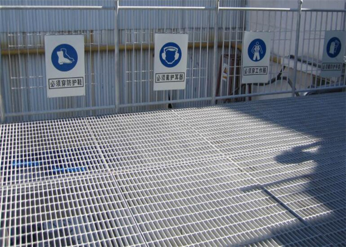 HDG Galvanized Low Carbon Steel Grating For Oil Refinery