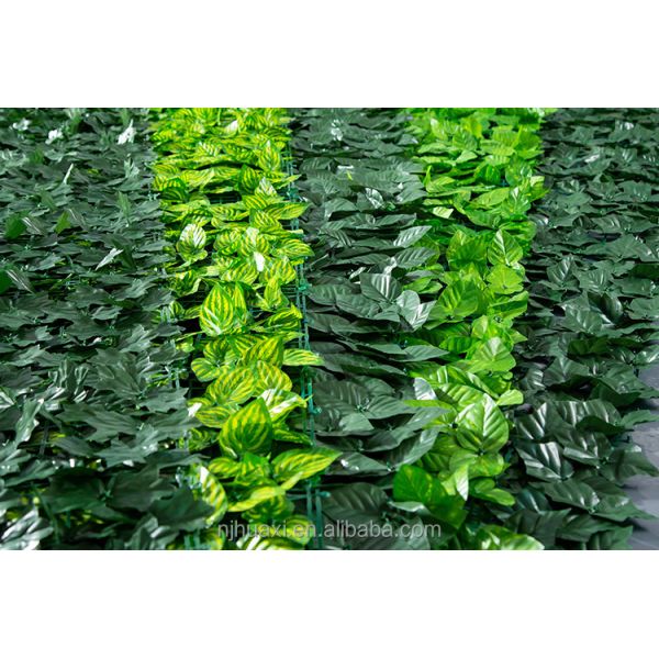Artificial Hedge Fence With Artificial Ivy Leaves For Outdoor Garden Decoration