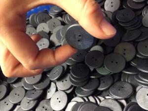 Wholesale washable UHF Button Laundry tags waterproof/high - temperature endurable with diameter 25.5mm，thickness2.7mm from china suppliers