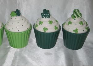 Wholesale Hand Painted Ceramic Cupcake Jar , Patrick Design Ceramic Covered Jar Dolomite from china suppliers