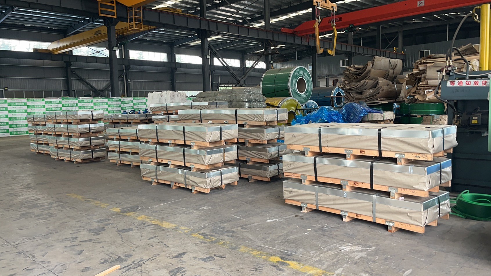 0.05mm-3mm Stainless Steel Metal Sheet With HL Surface Finish For Decoration