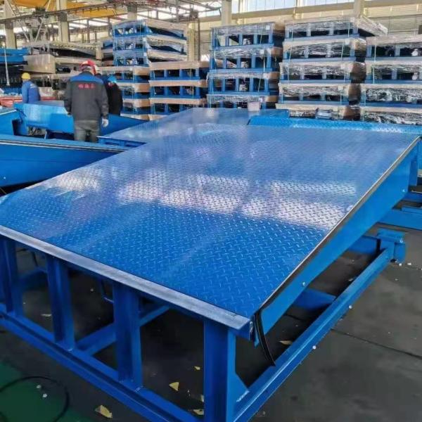 15000KG Stationary Hydraulic Integrated Loading Dock Leveler For Logistic Park