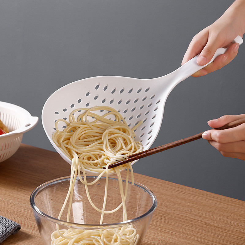 Silicone Strainer Scoop Colander Slotted Pasta Spoon Heat Resistant 600 °F Slotted Ladle Spoons For Kitchen Cooking Tool