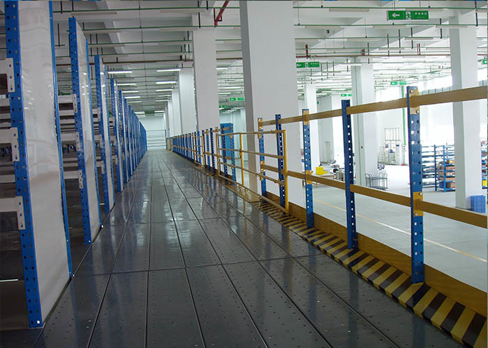 Powder Coating Industrial Steel Mezzanine Floors With Walkways For Warehouse