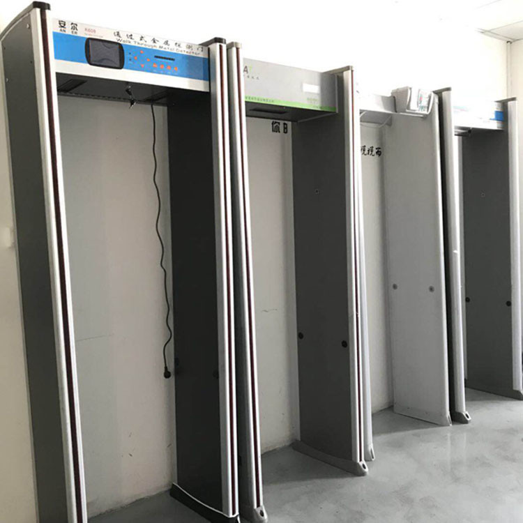 Portable Walk Through Metal Detector High Sensitivity Detection Muti - Zones