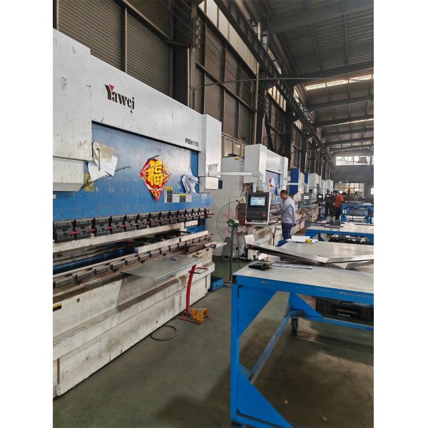 Customized Hot Dip Galvanized Steel Electrical Cable Trays Powder Coated 2-8m