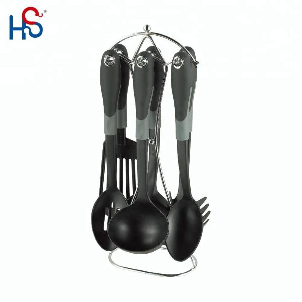 Maximize Your Kitchen Space with This Nylon Scoop Spinning Colander ISO9001 Certified